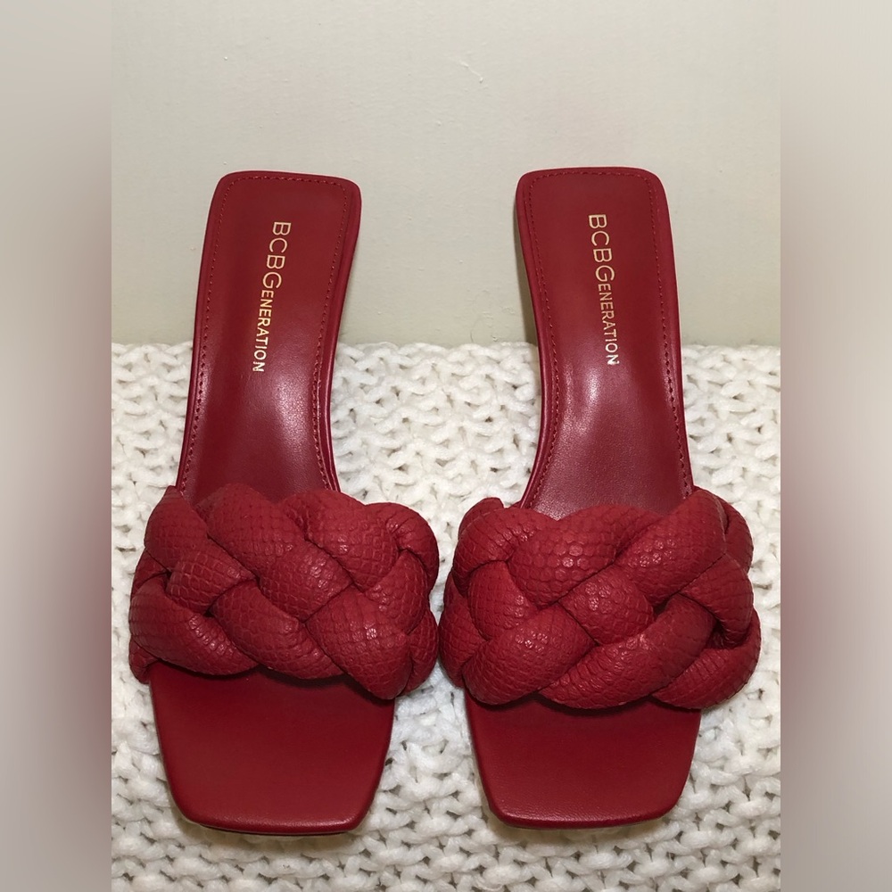 BCBGeneration leather upper lipstick breach heels- red (sz 6.5)